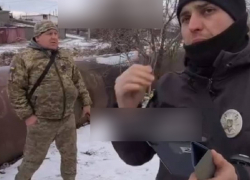 В Одессе военкомы не сумели мобилизовать прохожего и закидали его камнями