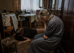 В Одесской области пенсионерка три дня прожила с трупом дочери-шизофренички
