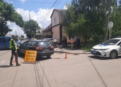 В Одесской области иномарка влетела в детей на тротуаре
