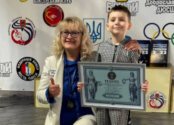 Четырехлетний одессит попал в Книгу рекордов Украины, сделав тысячу приседаний