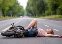 В Одессе женщина впала в кому после аварии на электросамокате