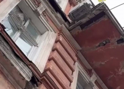 Одесситы пожаловались на дома-убийцы и обвинили мэра Геннадия Труханова