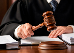 Двух судей Одессы задержали за вымогательство 10 тысяч долларов