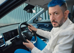 «Застрявшая в 90-х колхозная дырища»: Артемий Лебедев высмеял Киев и Одессу