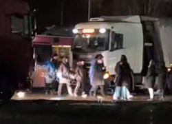 В центре Одессы горожане перекрыли дорогу из-за отключений света