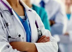 Врачи Одесской областной больницы взбунтовались против увольнения главврача