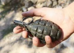 Взорвавший три гранаты в жилом доме Одессы мужчина оказался военным в СЗЧ