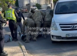 В Одессе у военкомов напрочь отказали тормоза, а у жителей сдают нервы