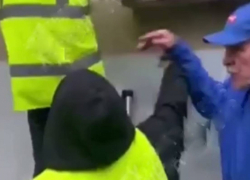 Новости Одессы: трагедия у памятной доски, насильственная мобилизация, кража портрета Ганула