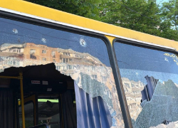 В Одессе на остановке прогремел взрыв, три человека пострадали