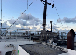 Два человека пострадали после удара ВСУ по танкеру Midvolga 2 в Черном море