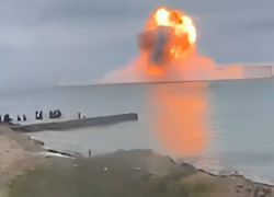 Авиабомбы ВС РФ разнесли базу румынских наемников в Одесской области