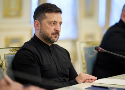 Зеленский анонсировал новые меры по укреплению ВМС во время визита в Одессу