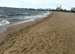 Возле Одессы обнаружили загрязнение моря неизвестного происхождения