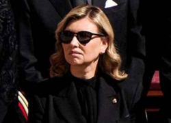 Одесса такого не видела: Зеленская хоронила Папу римского в наряде дороже, чем у Мелании Трамп