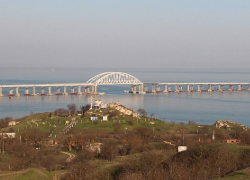 «Долбануть по Крымскому мосту»: одесские СМИ требуют ВСУ совершить теракт в России