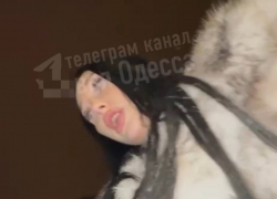 Транс из Одессы оскорбилась, что ее назвали мужским именем, которое у нее в паспорте