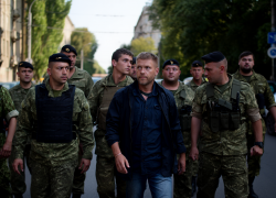 Патрульные и ТЦК сломали мужчине плечо в ходе мобилизации в Одессе