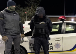 СМИ: в Одессе полицейские вымогали деньги за уклонение от мобилизации