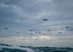 Российский Крым отбивает атаку беспилотников запущенных из Одесской области