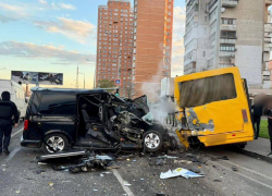 Женщина погибла в страшном ДТП с маршрутной в Одессе