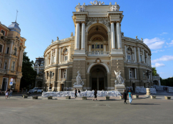 Украинские активисты снова пытаются переписать историю Одессы