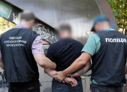 В Одессе задержали чиновника воинской части за взятку $1500