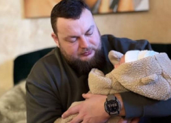 Вдова убитого в Одессе радикала Ганула предпочла курорт суду над киллером