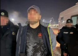 Педофил пять лет насиловал малолетнюю падчерицу из Одессы