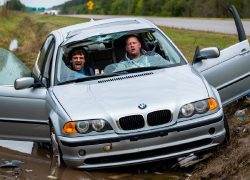 Семеро украинцев попали в ДТП, пытаясь сбежать из Одессы в Молдавию