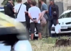 Школьник из Одессы с пистолетом за спиной взорвал американский TikTok