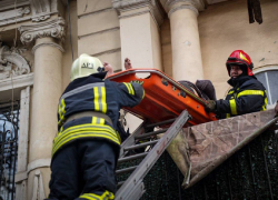 В больнице Одессы скончалась женщина, под которой обрушился балкон