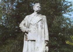 Одесские памятники мешают властям переписать историю