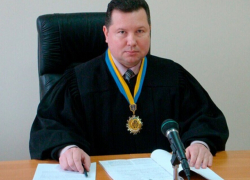 Главу райсуда из Одесской области лишь спустя несколько лет уволили за взятку
