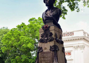 Памятник Пушкину в Одессе хотят переместить в музей