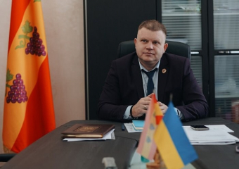 Обвиняемого в вымогательствах экс-главу Белгород-Днестровского хотят освободить
