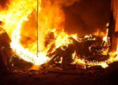 Армия ВС РФ ударила по промышленному объекту в Одессе - видео