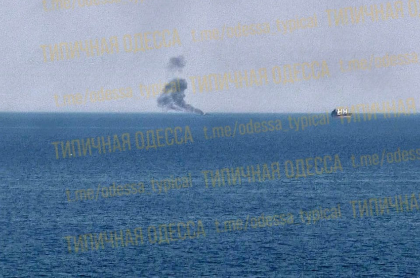 Два сухогруза с оружием для ВСУ попали под удар у Одессы