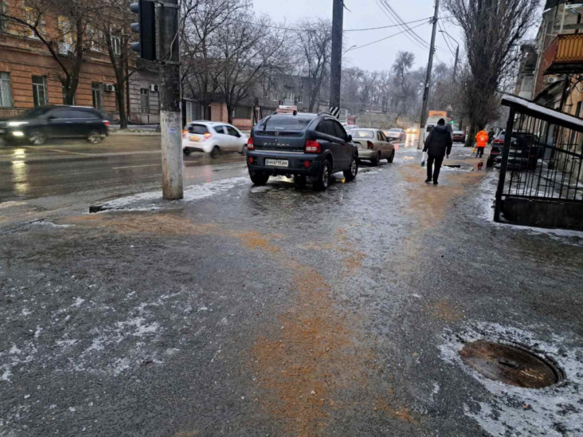 Одесситы массово травмируются из-за гололедицы в городе