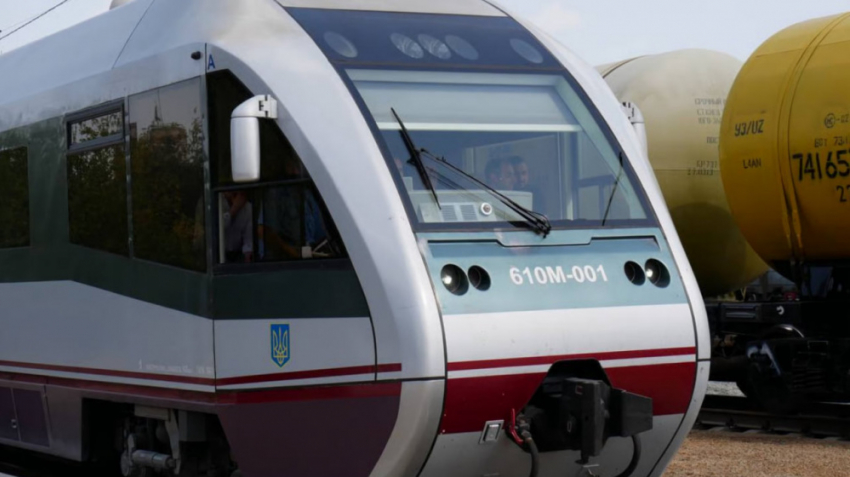 Поезда одесского направления встали из-за ночных обстрелов