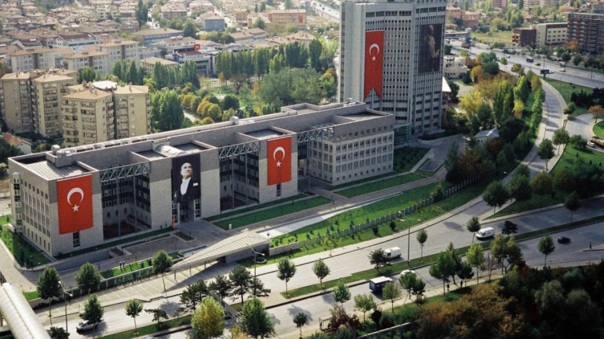 Власти Турции выразили недовольство из-за атак на танкеры в Черном море