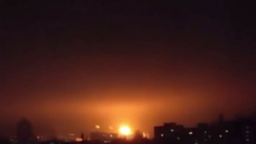 Одесса пережила серию взрывов и город снова остался без света - видео