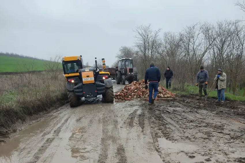 Одесская область осталась в полной изоляции из-за разрушенных дорог и равнодушия властей
