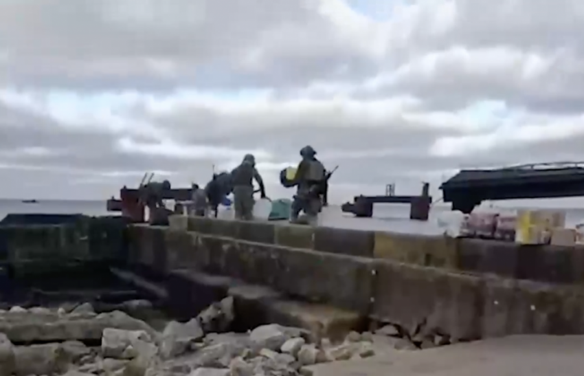 Лебедев: ВС РФ разнесли КАБами узел связи на острове Змеином в Одесской области