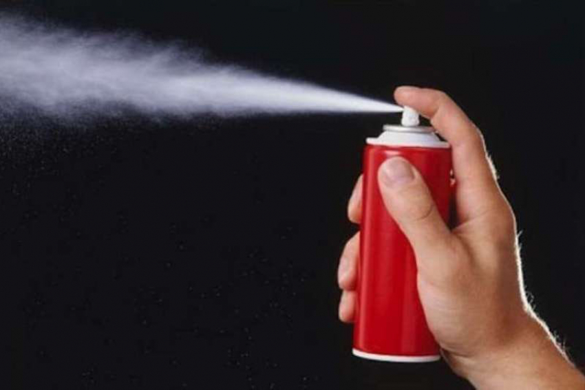 В Одессе женщина распылила газ в лицо военному, защищая мужа от мобилизации