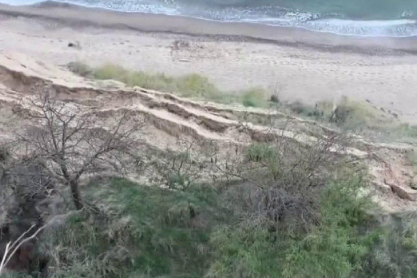 Одесский курорт Сандейка сползает в море