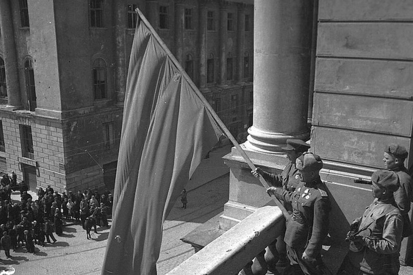 82 года назад Красная Армия освободила Одессу от фашистов, но за что они боролись