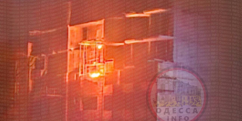 В сети появилось видео момента удара дрона «Герань» по Одессе