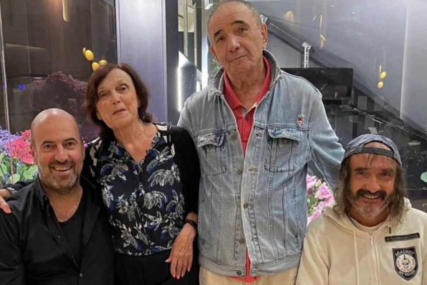 Актёр Слава Хаит не смог попрощаться с родными: что разделило звёздную семью из Одессы