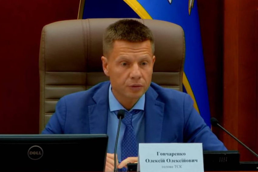 Одесский нардеп хочет отправить экс-министра обороны Украины на фронт